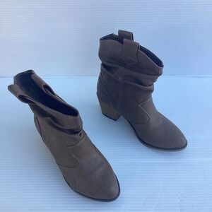 Charles Albert Women's Western Ankle Boots Brown Size 7M Casual